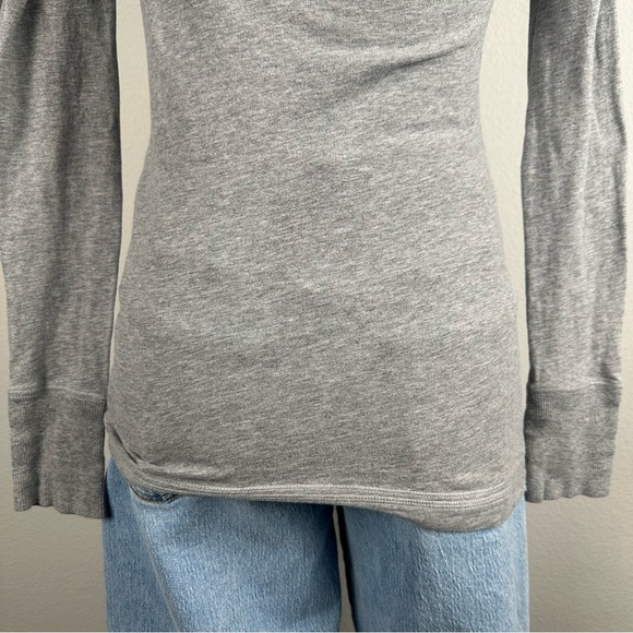 Abercrombie & Fitch Top Womens Small Grey Long Sleeve V-Neck Y2K Bella Swan VTG - Picture 9 of 12
